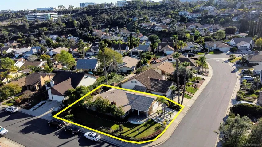 17191 Libertad Dr, San Diego, California 92127