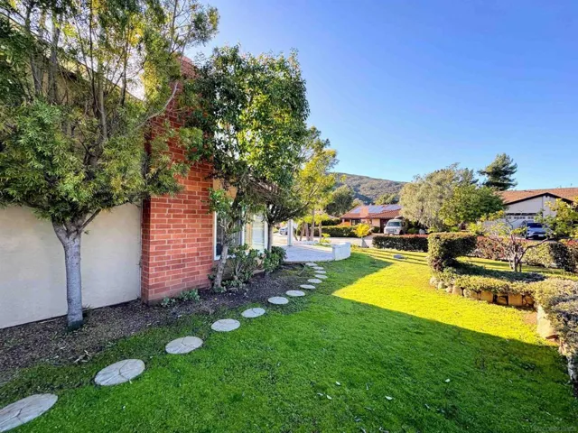 17191 Libertad Dr, San Diego, California 92127