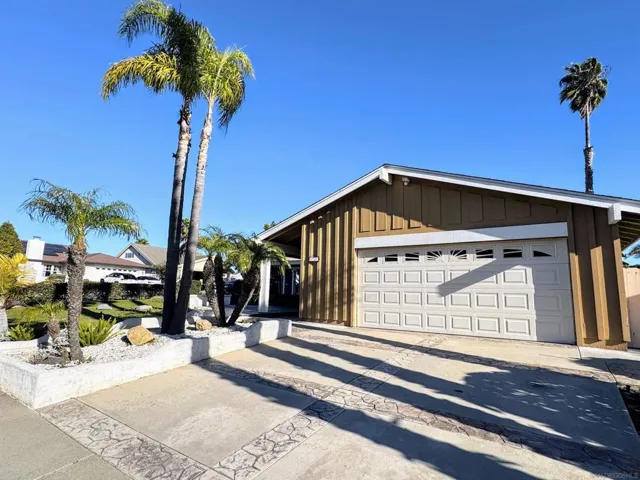 17191 Libertad Dr, San Diego, California 92127