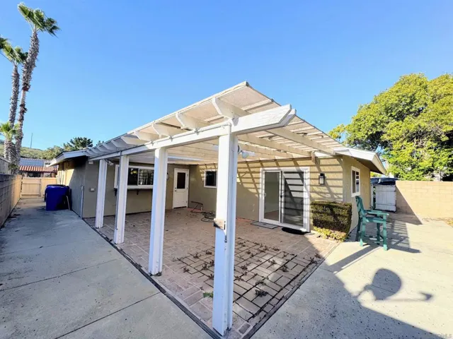 17191 Libertad Dr, San Diego, California 92127