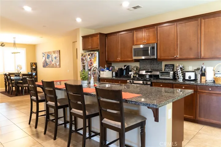 15507 Red Pepper Place, Fontana, California 92336