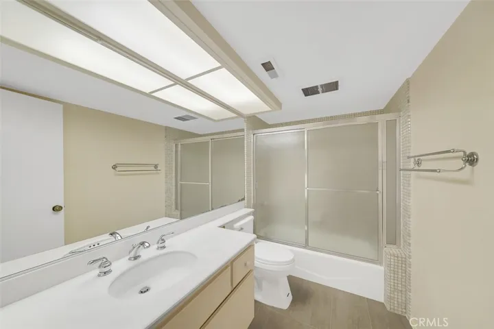 27776 Paguera, Mission Viejo, California 92692