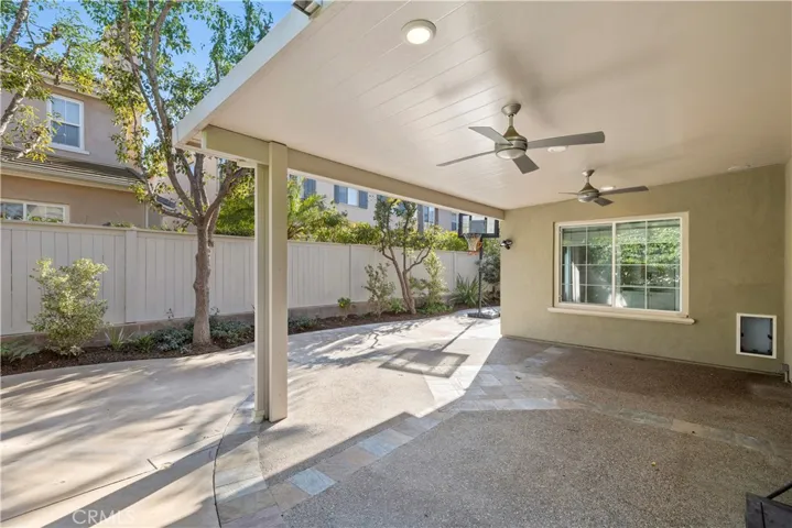 40 Hollinwood, Irvine, California 92618