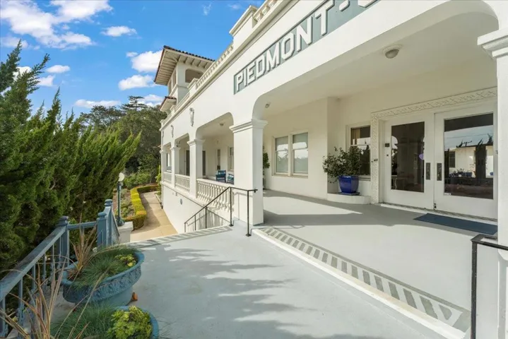 260 High Street 209, Santa Cruz, California 95060