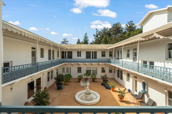 260 High Street 209, Santa Cruz, California 95060