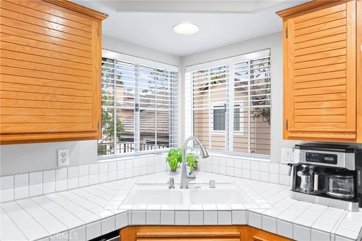 537 S Hollydale Lane, Anaheim Hills, California 92808