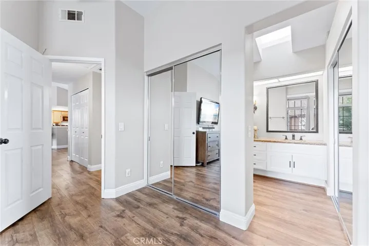 537 S Hollydale Lane, Anaheim Hills, California 92808