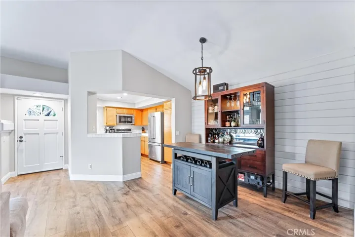 537 S Hollydale Lane, Anaheim Hills, California 92808