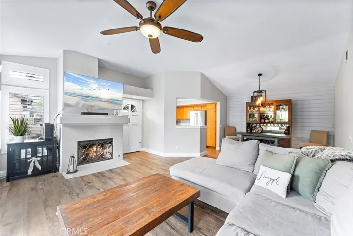 537 S Hollydale Lane, Anaheim Hills, California 92808