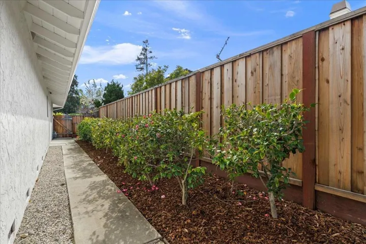20387 Miljevich Drive, Saratoga, California 95070