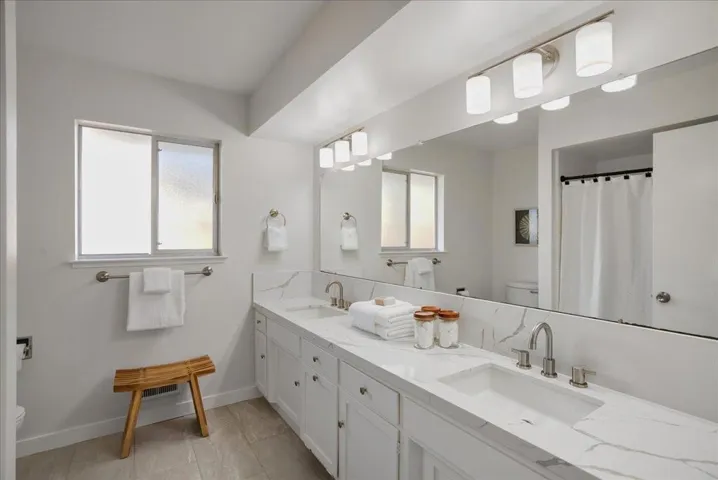 20387 Miljevich Drive, Saratoga, California 95070