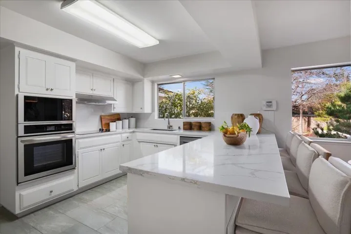 20387 Miljevich Drive, Saratoga, California 95070