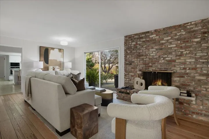 20387 Miljevich Drive, Saratoga, California 95070