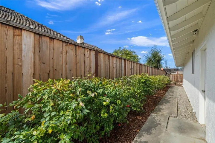 20387 Miljevich Drive, Saratoga, California 95070
