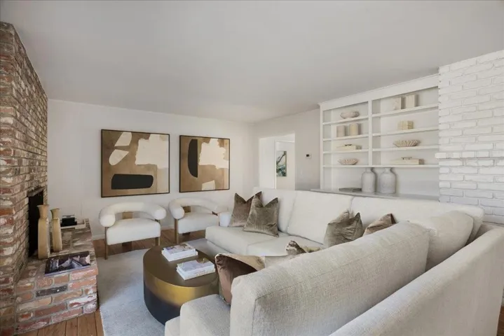 20387 Miljevich Drive, Saratoga, California 95070