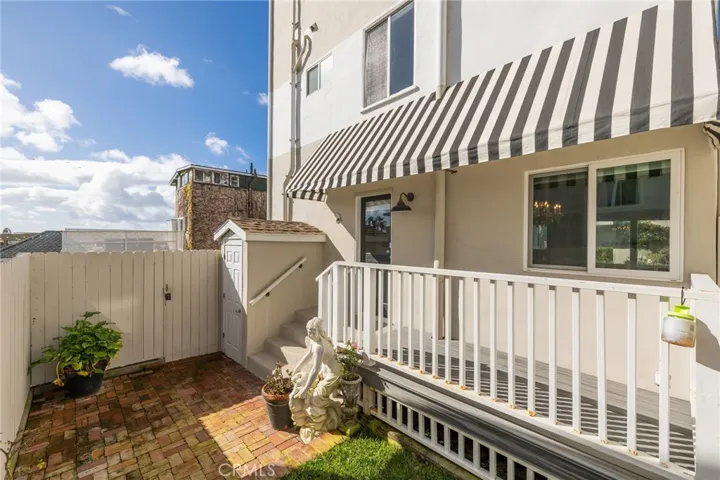 128 8th Street, Manhattan Beach, California 90266