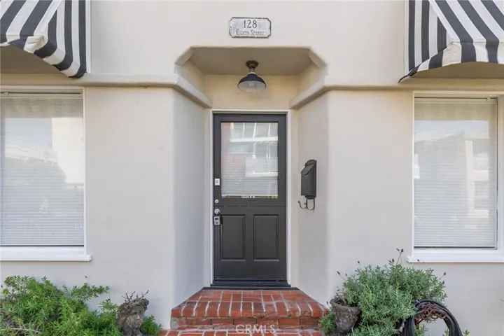 128 8th Street, Manhattan Beach, California 90266