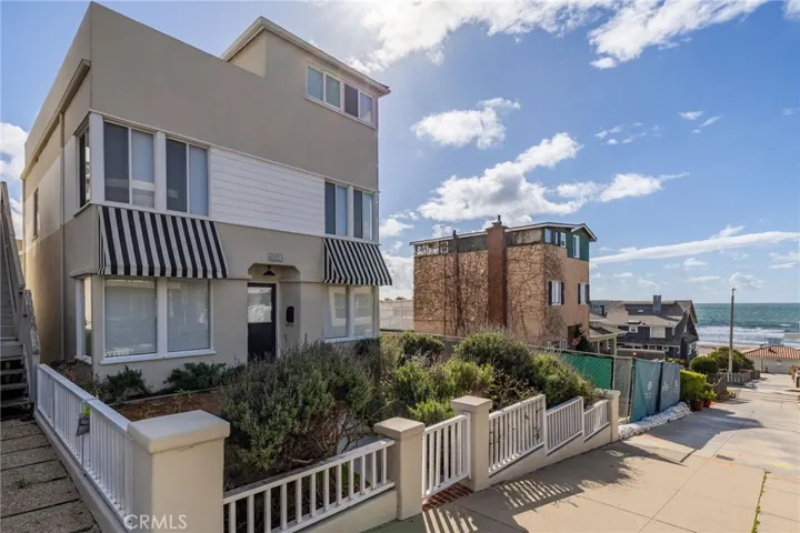 128 8th Street, Manhattan Beach, California 90266
