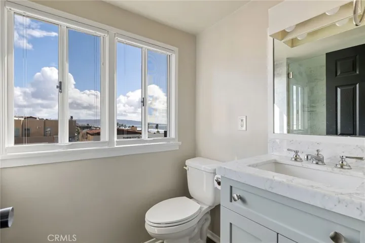 128 8th Street, Manhattan Beach, California 90266