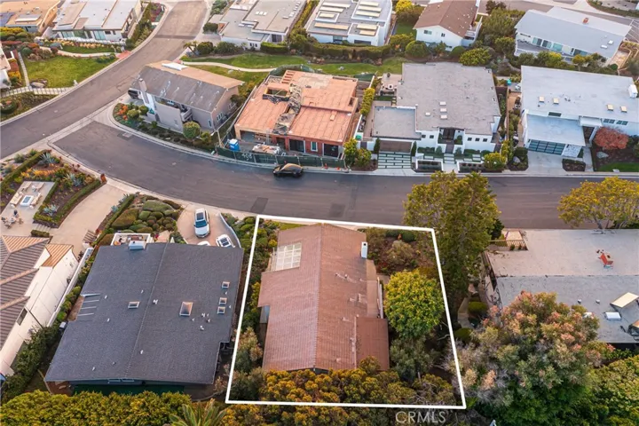 Perspective of lot/side yard area