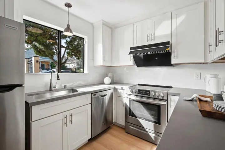 277 Bryant Street, Palo Alto, California 94301