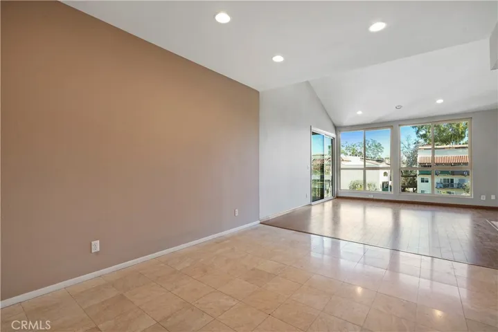 17711 Margate Street 311, Encino, California 91316