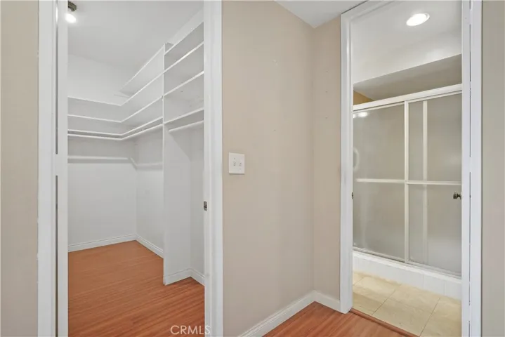 17711 Margate Street 311, Encino, California 91316