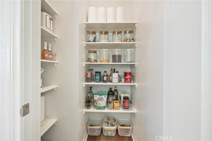 Walk-in Kitchen pantry for plenty of storage