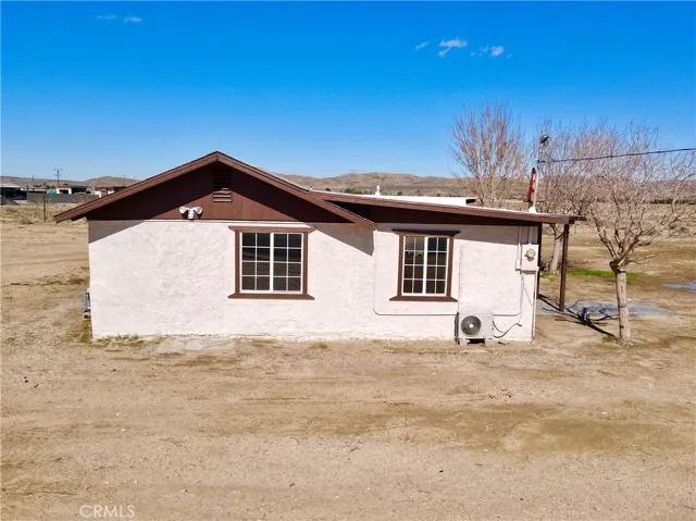 26348 Agate Road, Barstow, California 92311