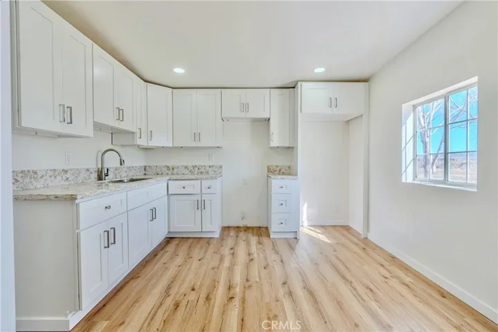 26348 Agate Road, Barstow, California 92311
