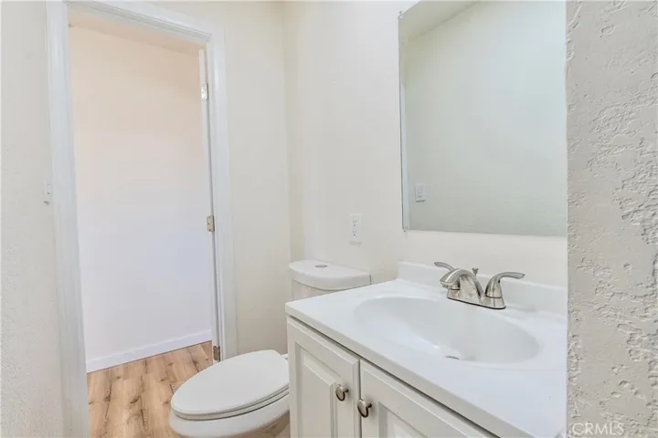 26348 Agate Road, Barstow, California 92311