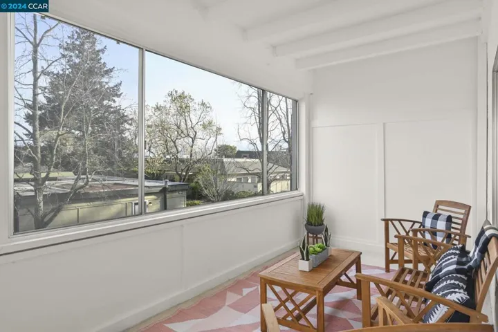 1909 Skycrest Dr 10, Walnut Creek, California 94595