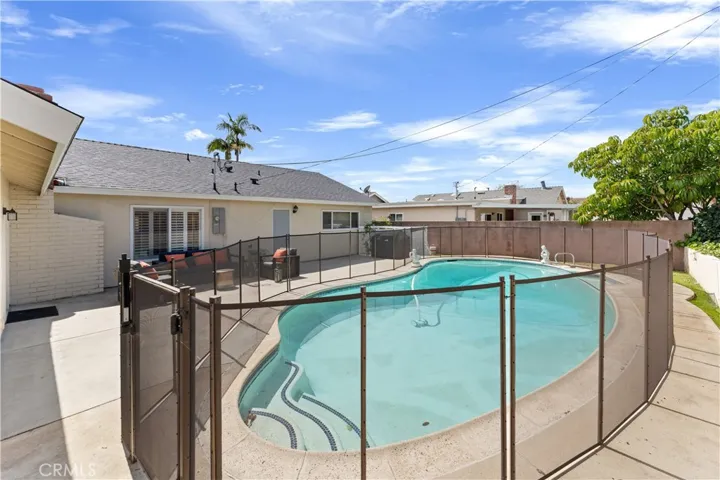 921 W Tracie Drive, Brea, California 92821