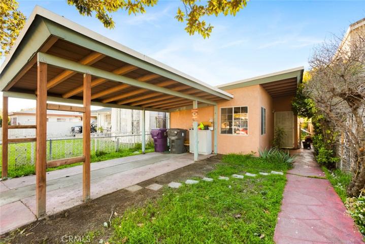 3183 Gale Avenue, Long Beach, California 90810