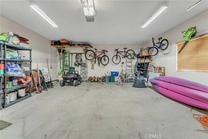 178 Meadow View Drive, Big Bear Lake, California 92315