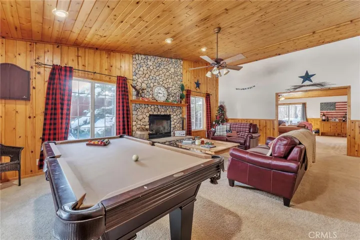 178 Meadow View Drive, Big Bear Lake, California 92315