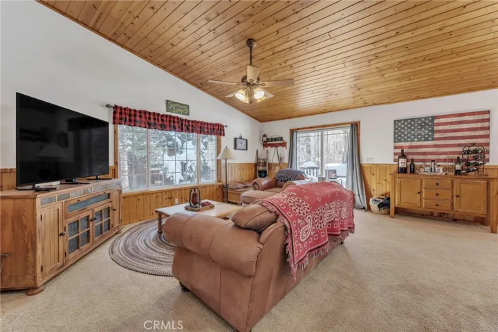 178 Meadow View Drive, Big Bear Lake, California 92315