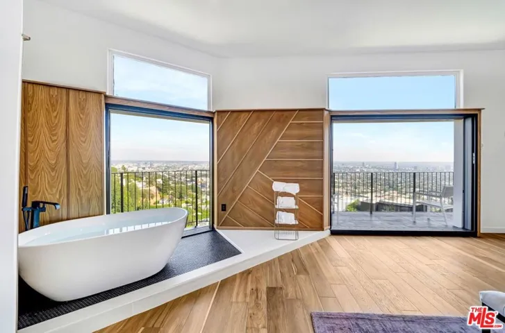 8425 Hillside Avenue, Los Angeles, California 90069