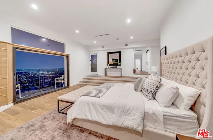 8425 Hillside Avenue, Los Angeles, California 90069
