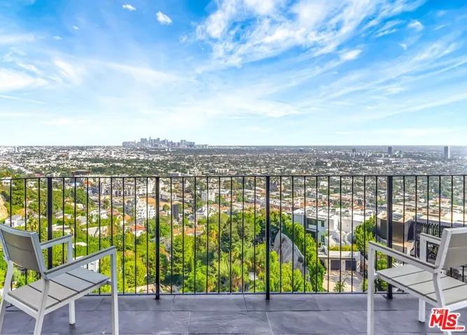 8425 Hillside Avenue, Los Angeles, California 90069