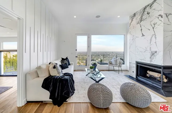 8425 Hillside Avenue, Los Angeles, California 90069