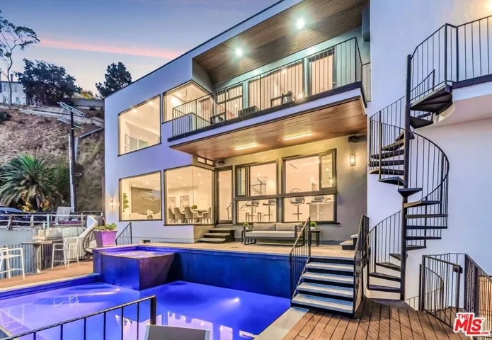 8425 Hillside Avenue, Los Angeles, California 90069