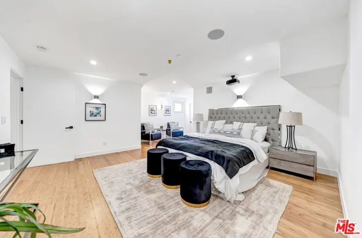 8425 Hillside Avenue, Los Angeles, California 90069