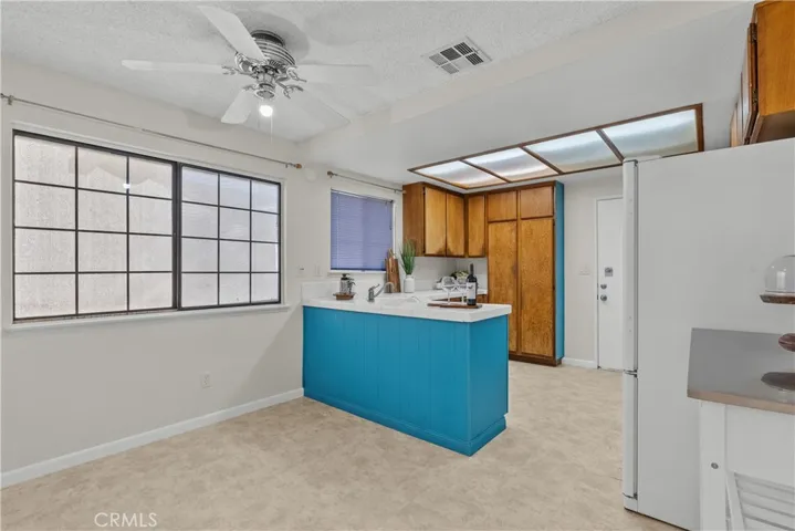 1159 E Avenue R7, Palmdale, California 93550