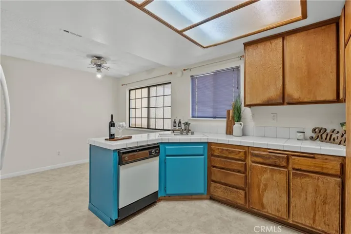 1159 E Avenue R7, Palmdale, California 93550