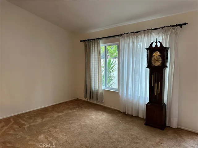 10541 Larwin Avenue 5, Chatsworth, California 91311