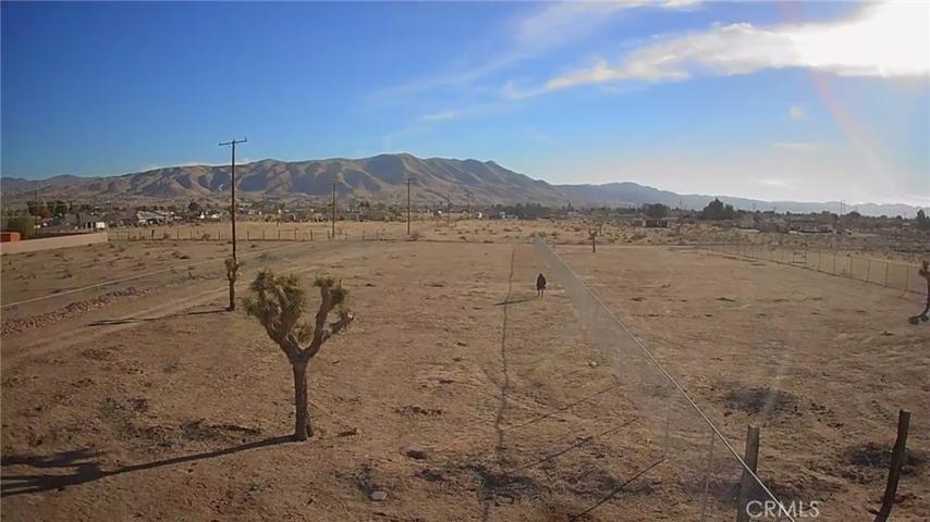 21429 Del Oro Road, Apple Valley, California 92308
