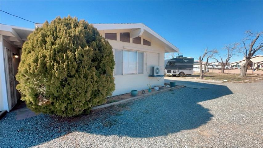 21429 Del Oro Road, Apple Valley, California 92308