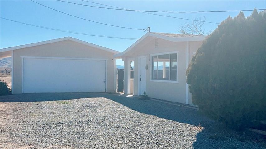 21429 Del Oro Road, Apple Valley, California 92308