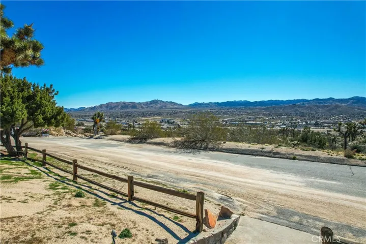 57208 Castro Drive, Yucca Valley, California 92284